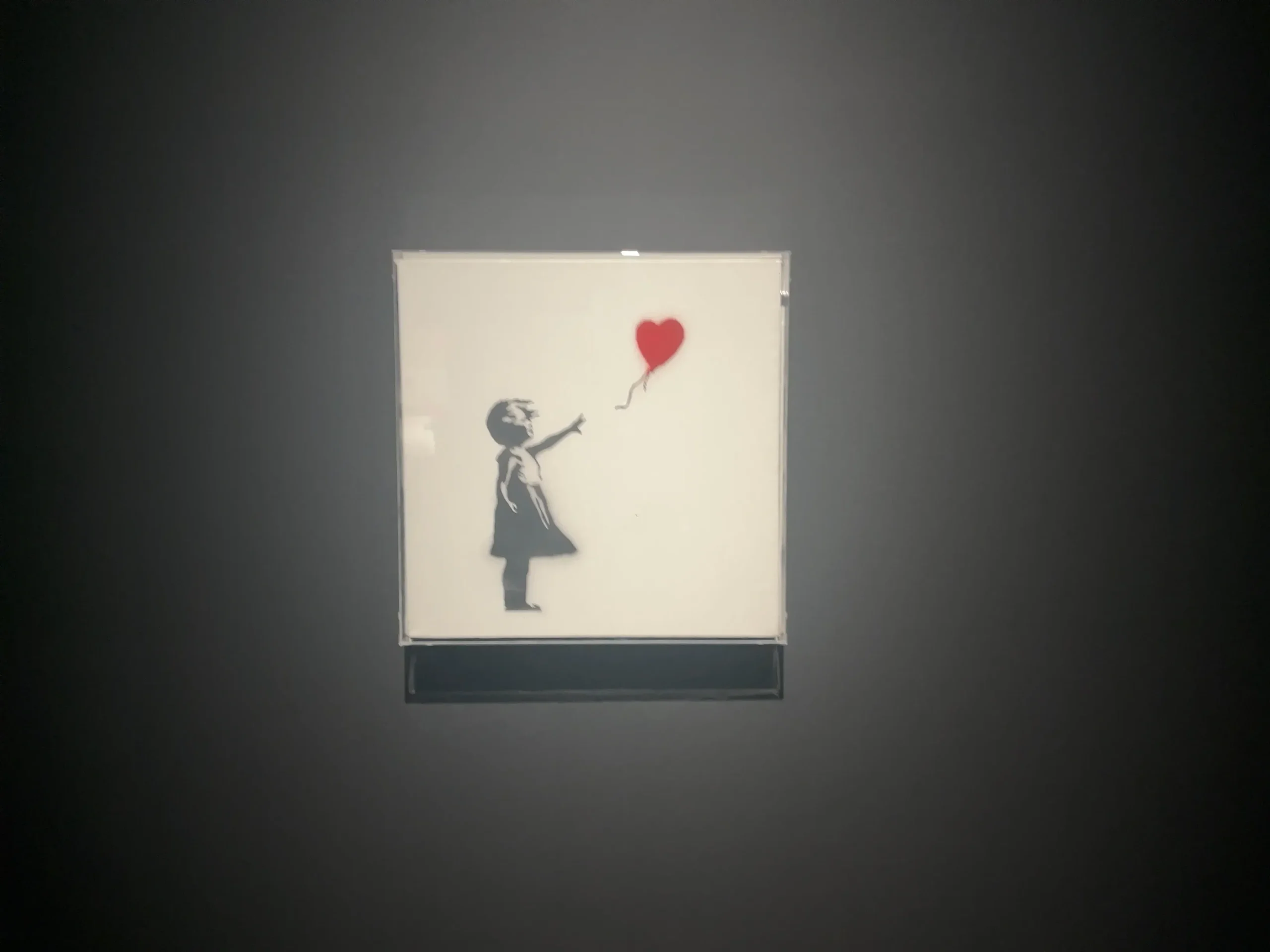 少女と風船／Girl with Balloon【バンクシー作品解説＆クチコミ】MUCA展＠森美術館に行ってみた！
